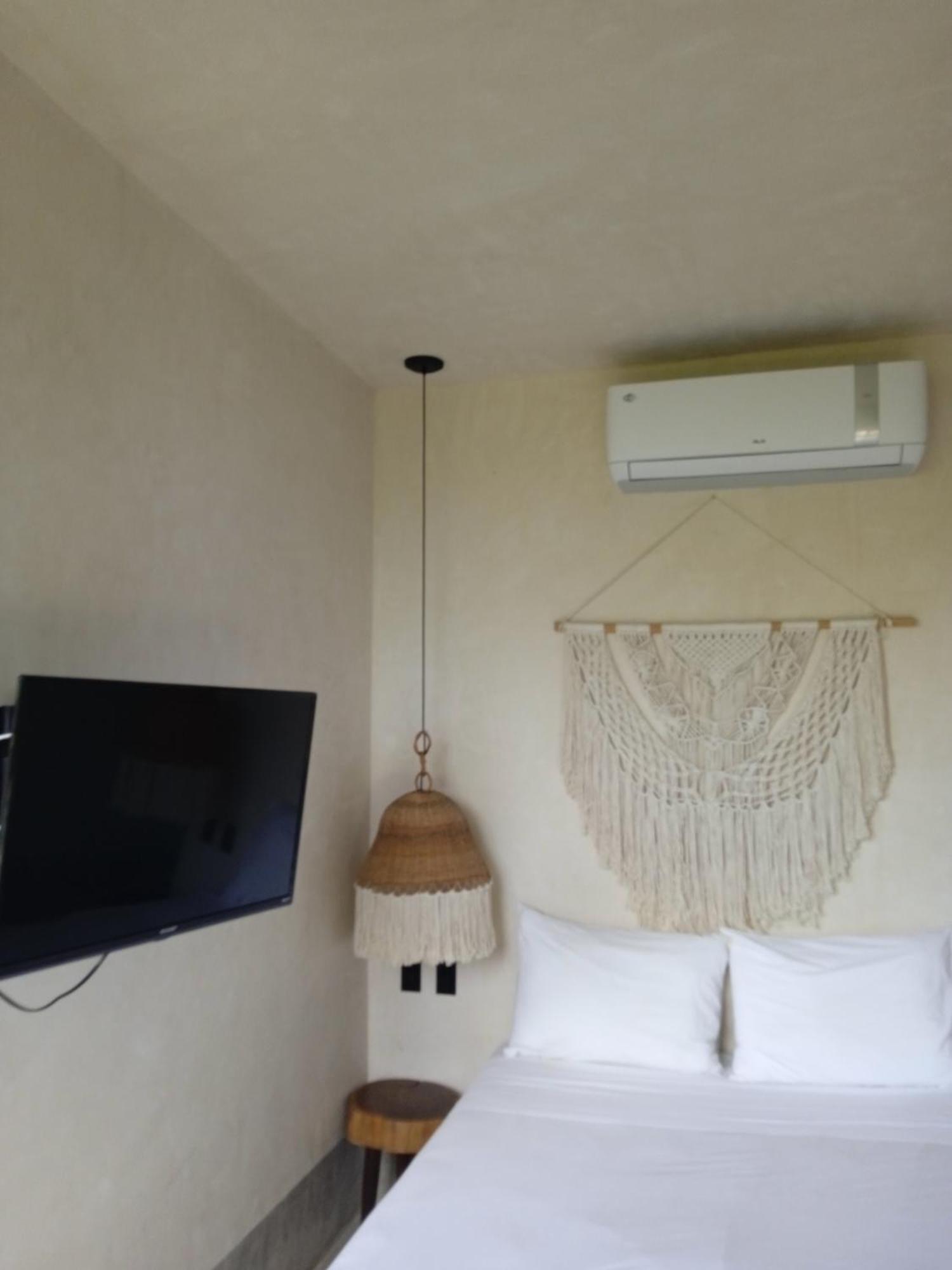 Hotel Nuee & Club